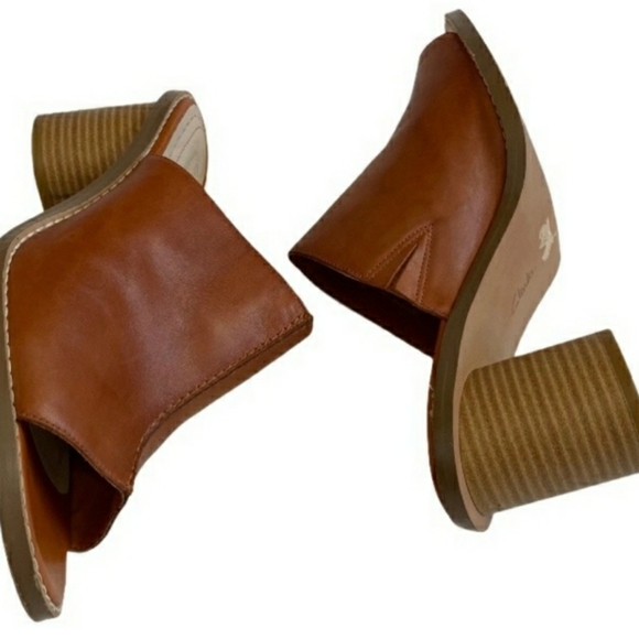CLARKS GLACIER CHIC TAN GENUINE LEATHER MULES SZ 9.5 🌟 🌟 - Picture 3 of 11